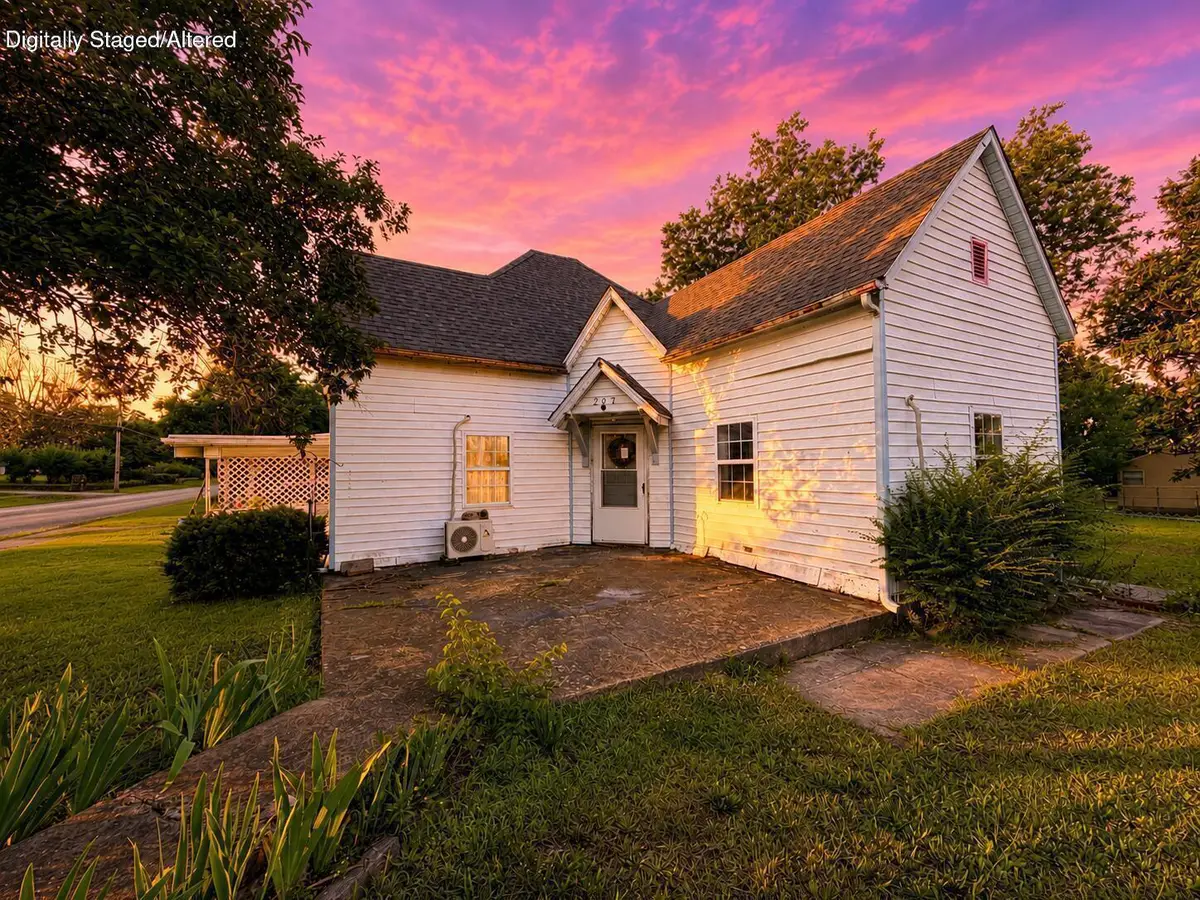 207 Broadway Street, Alton, MO 65606 - #1