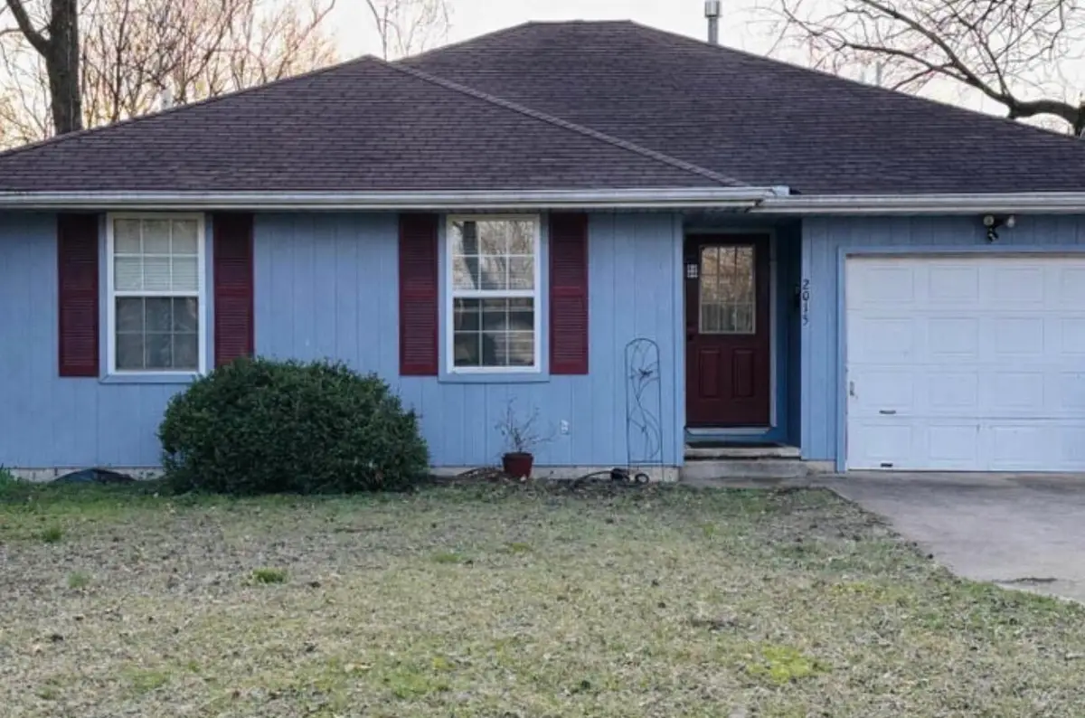 2015 N Benton Avenue, Springfield, MO 65803 - #1