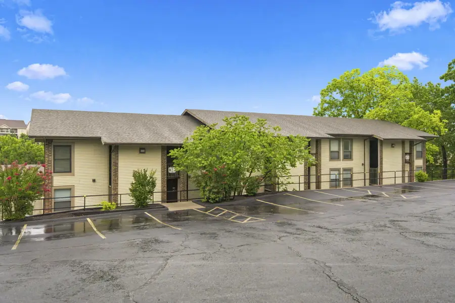 257 Clubhouse Drive #2, Branson, MO 65616 - #3