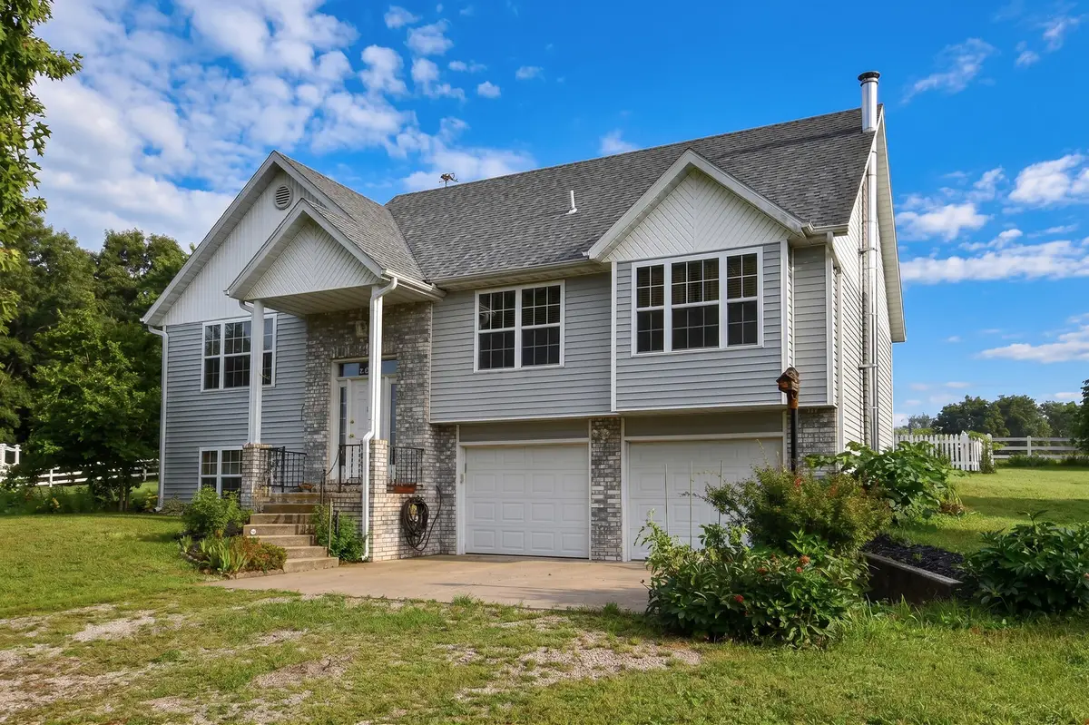 306 Spring Valley, Marshfield, MO 65706 - #1