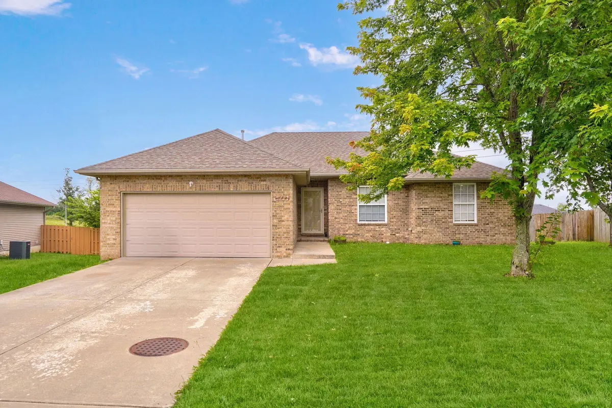 772 S Hackberry Avenue, Nixa, MO 65714 - #1