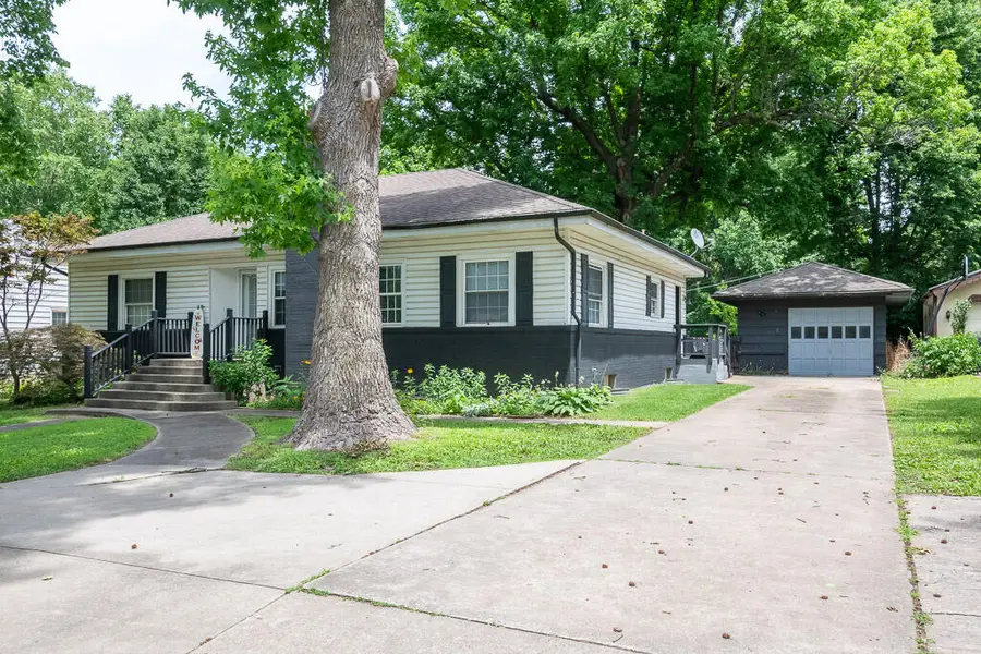1218 S National Avenue, Springfield, MO 65804 - #3
