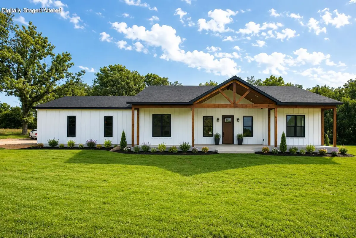 21696 Lawrence 1230, Aurora, MO 65605 - #1