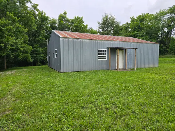 860 E Main Street, Buffalo, MO 65622
