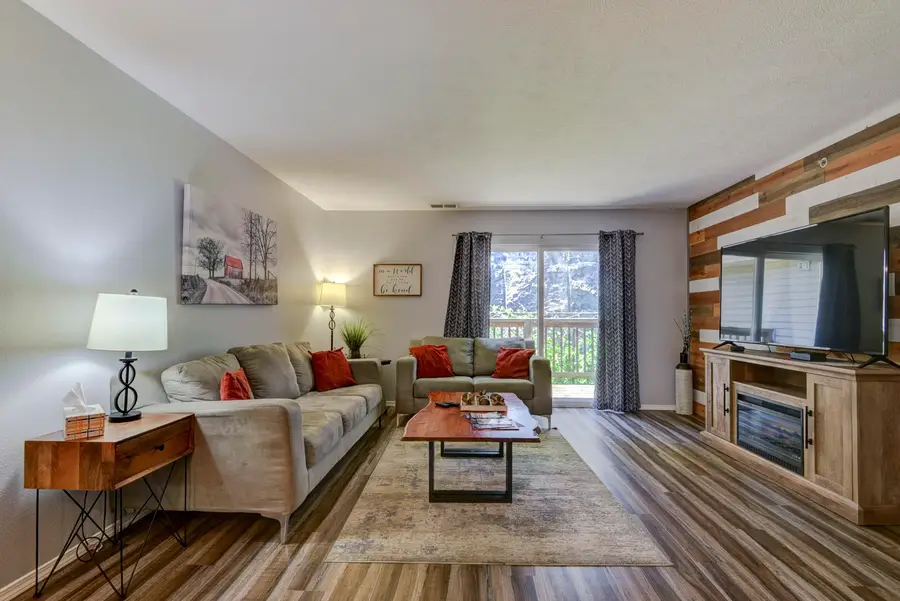 2912 Vinyards Parkway #3, Branson, MO 65616 - #2