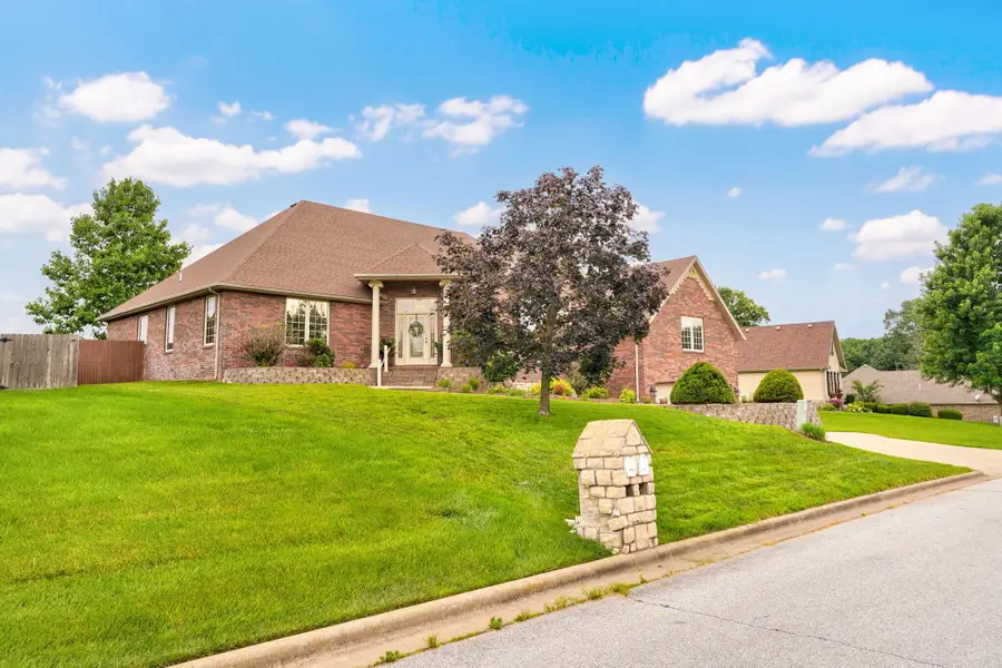 2001 N 7th Avenue, Ozark, MO 65721 - #3