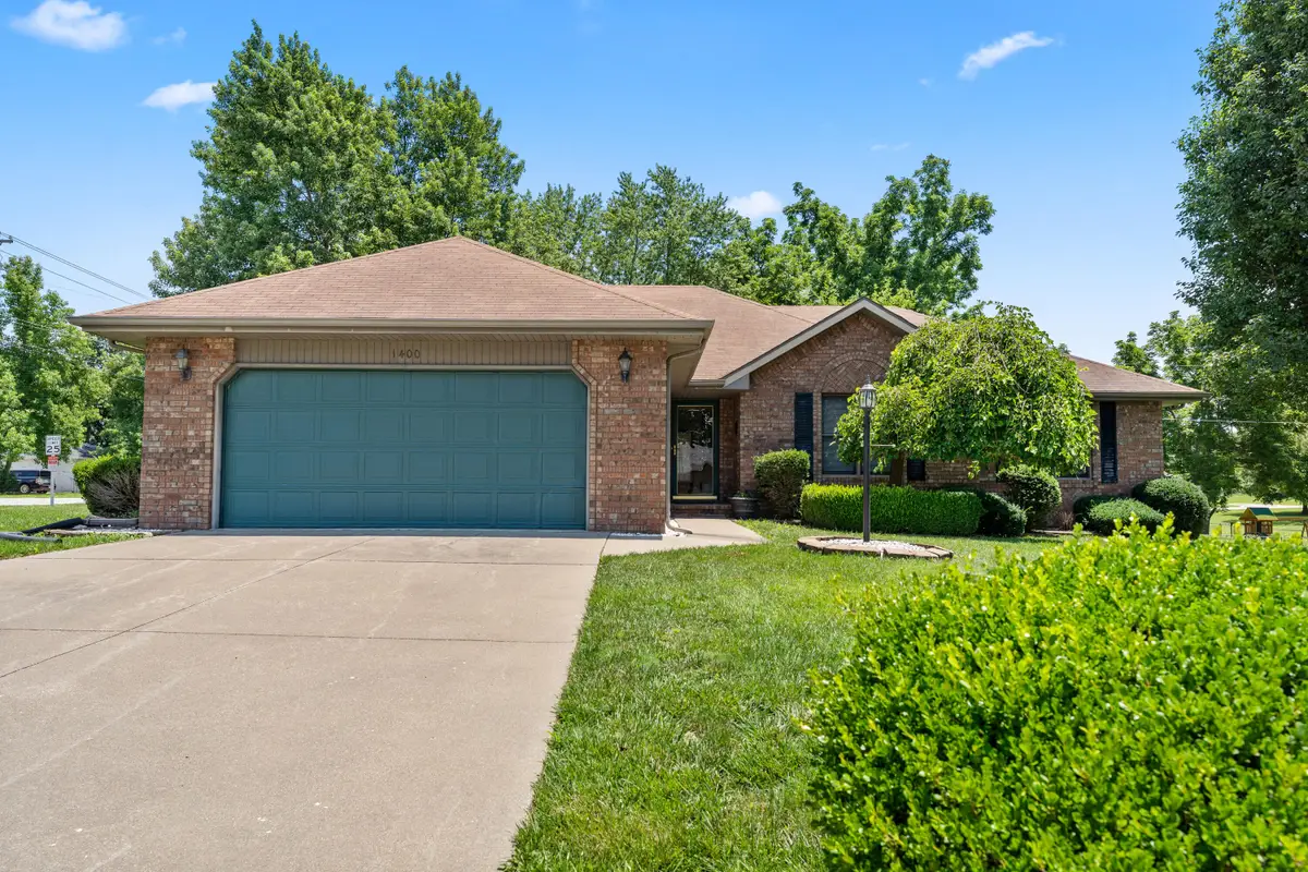 1400 S 17th Avenue, Ozark, MO 65721 - #1