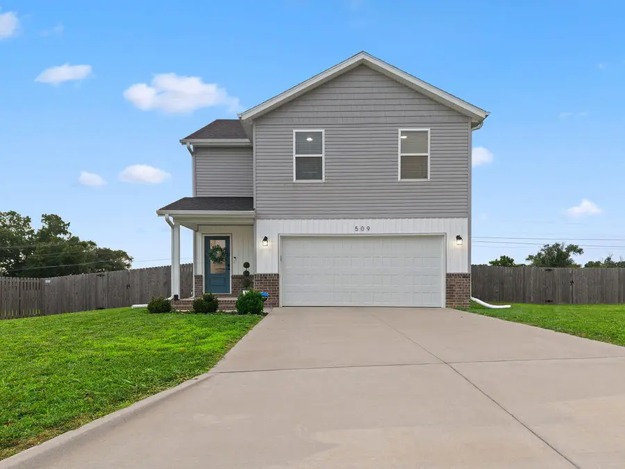 509 N Pine Leaf Road, Nixa, MO 65714 - #2