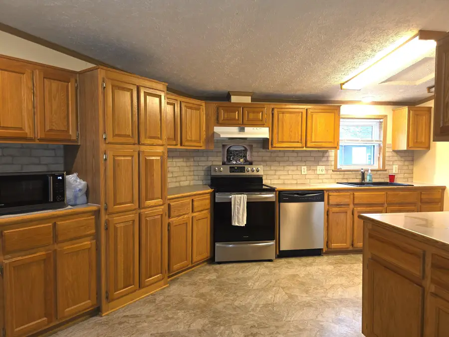 10144 Vixen Road, Stark City, MO 64866 - #3