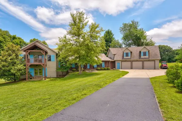 3995 E Apple Hill Lane, Springfield, MO 65802