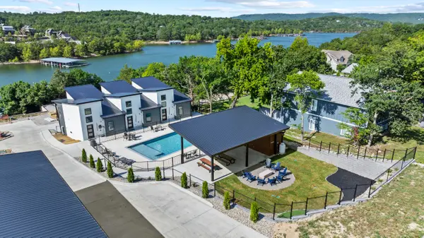 9 & 13 Koa Drive #19 & 20, Reeds Spring, MO 65737