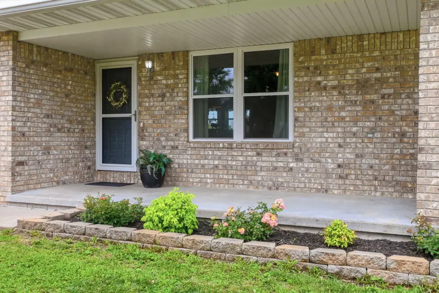 960 S Colony Avenue, Bolivar, MO 65613 - #2