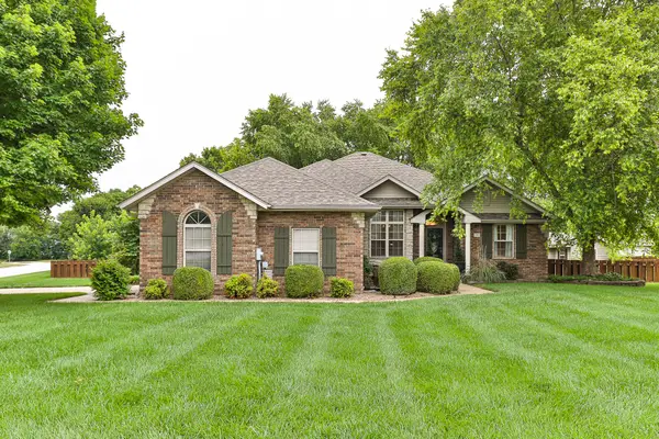 1115 W School Street, Ozark, MO 65721