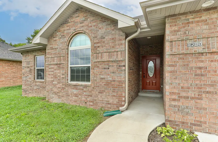 1280 S Mission Avenue, Bolivar, MO 65613 - #3