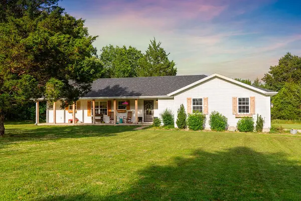394 Sweetbriar Drive, Marshfield, MO 65706