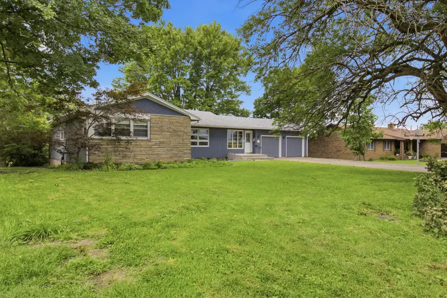 912 W Pleasant Street, Aurora, MO 65605 - #2