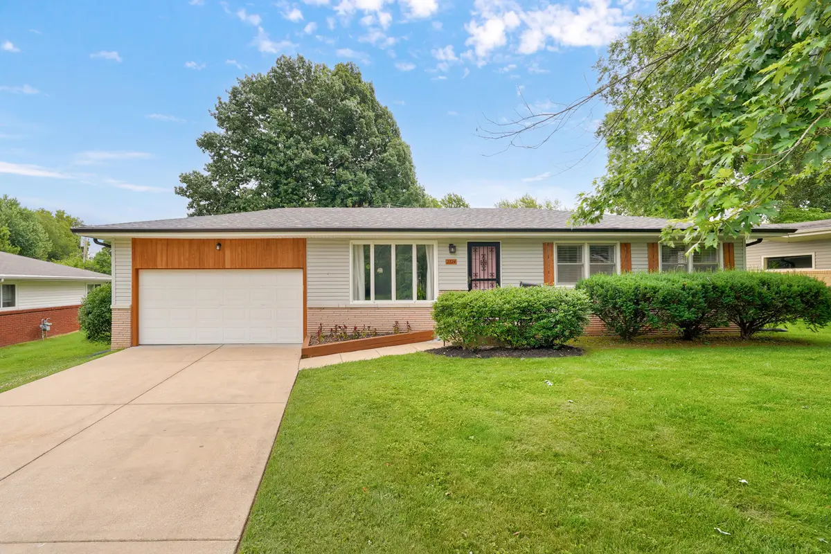 2724 S Wallis Smith Boulevard, Springfield, MO 65804 - #1