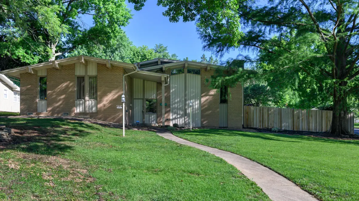 2291 E Mirabeau Street, Springfield, MO 65804 - #1