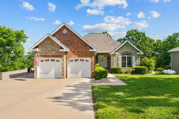 21 Tall Cedar Lane, Reeds Spring, MO 65737