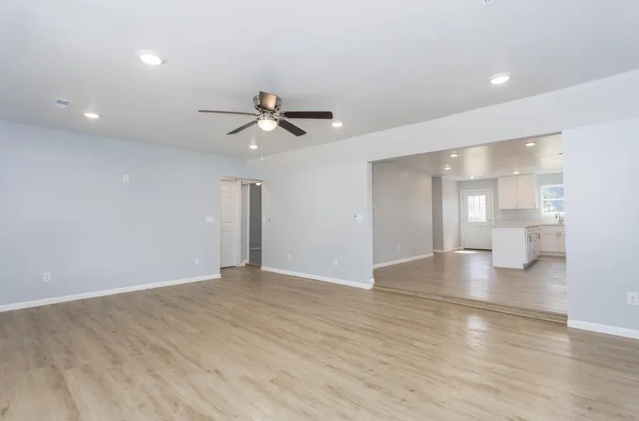 1220 E University Street, Springfield, MO 65804 - #2