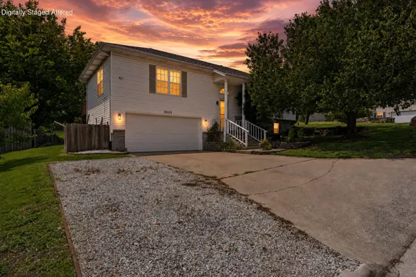 2605 S Lotus Street, Ozark, MO 65721