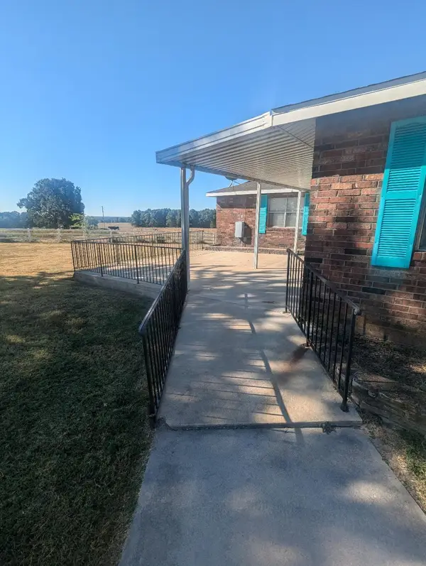 194 State Highway Mm, Niangua, MO 65713