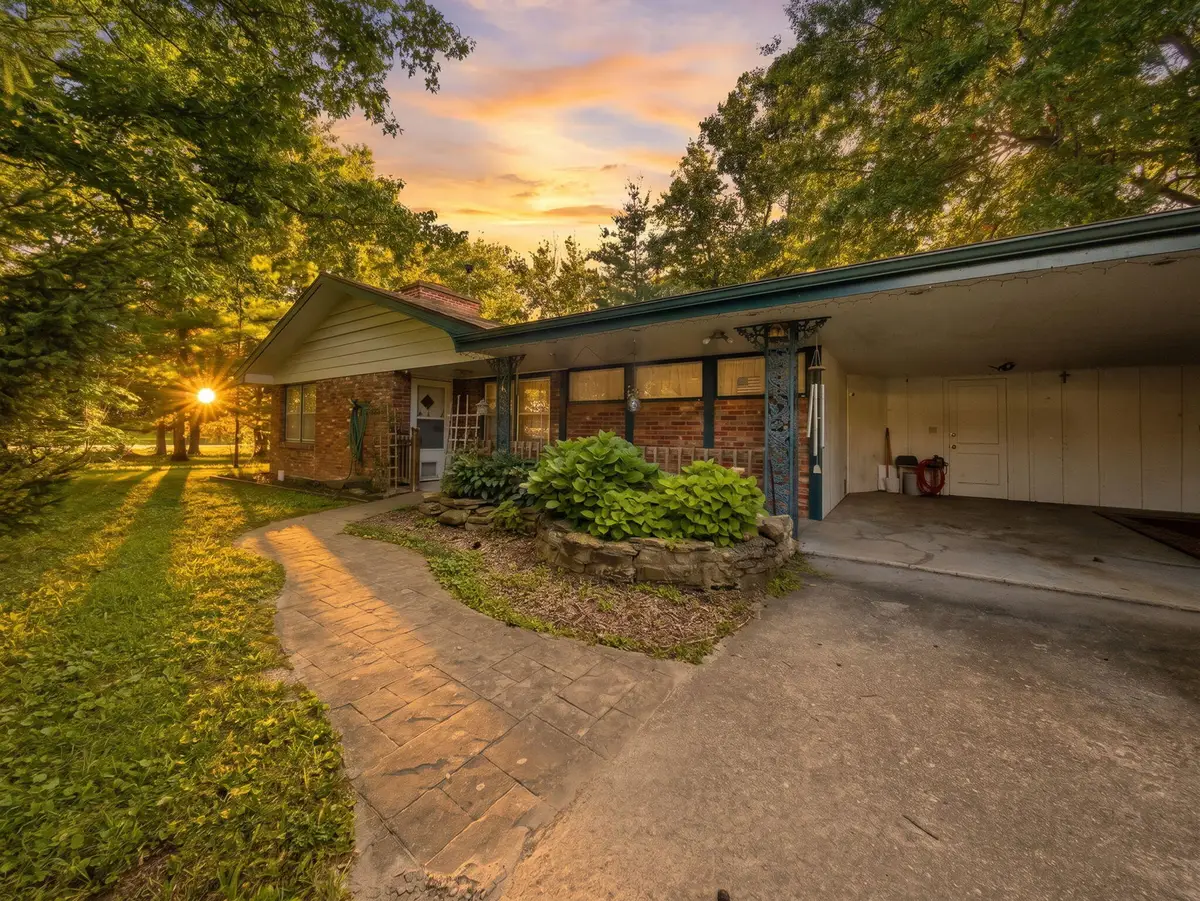 703 N Marshall Street, Marshfield, MO 65706 - #1