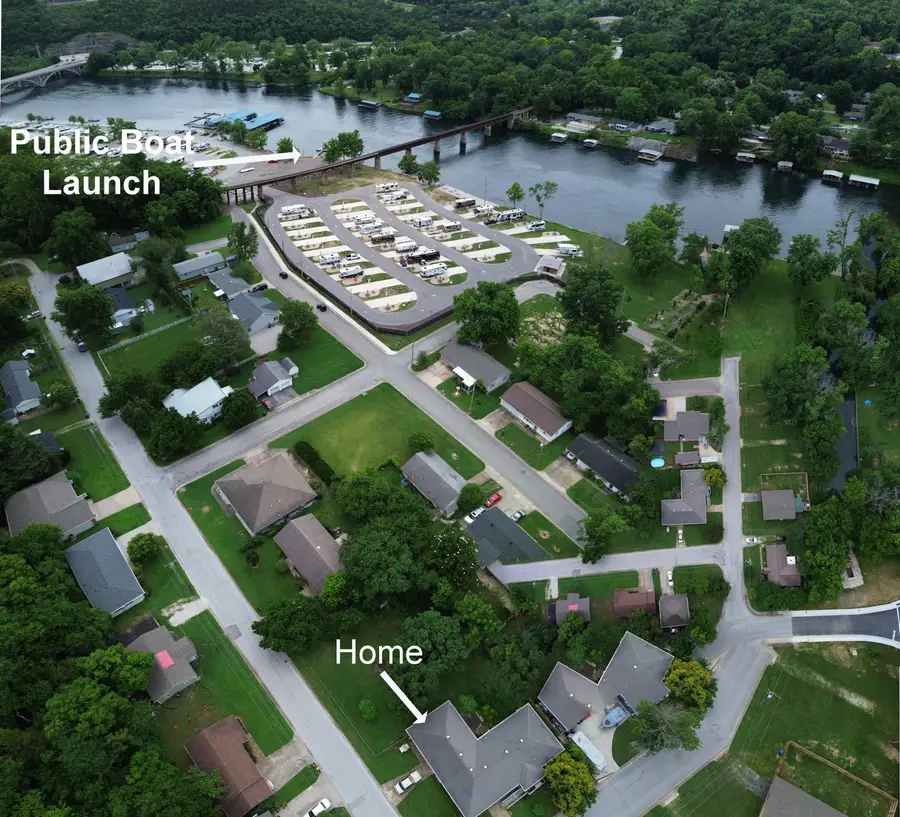 902 Canal Street, Branson, MO 65616 - #3