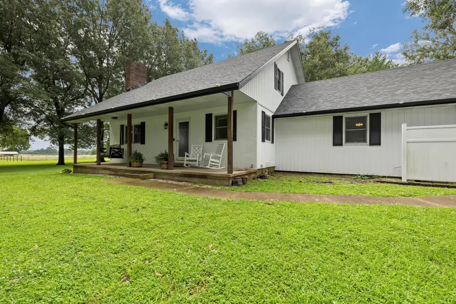 1238 E 425th Road, Bolivar, MO 65613 - #2