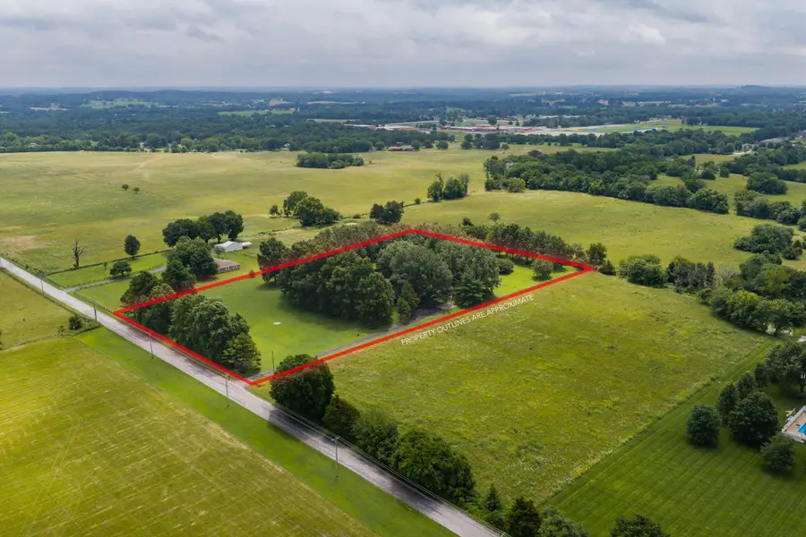 1238 E 425th Road, Bolivar, MO 65613 - #3