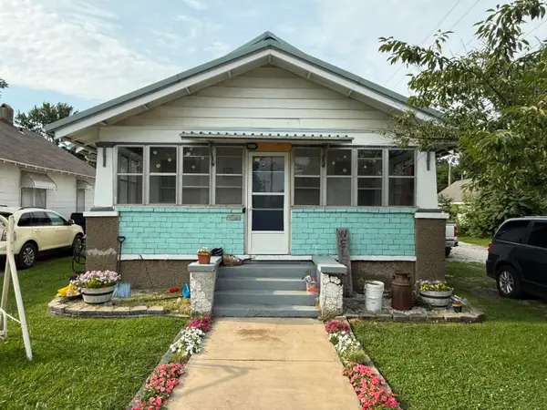 108 W Cleveland Avenue, Monett, MO 65708