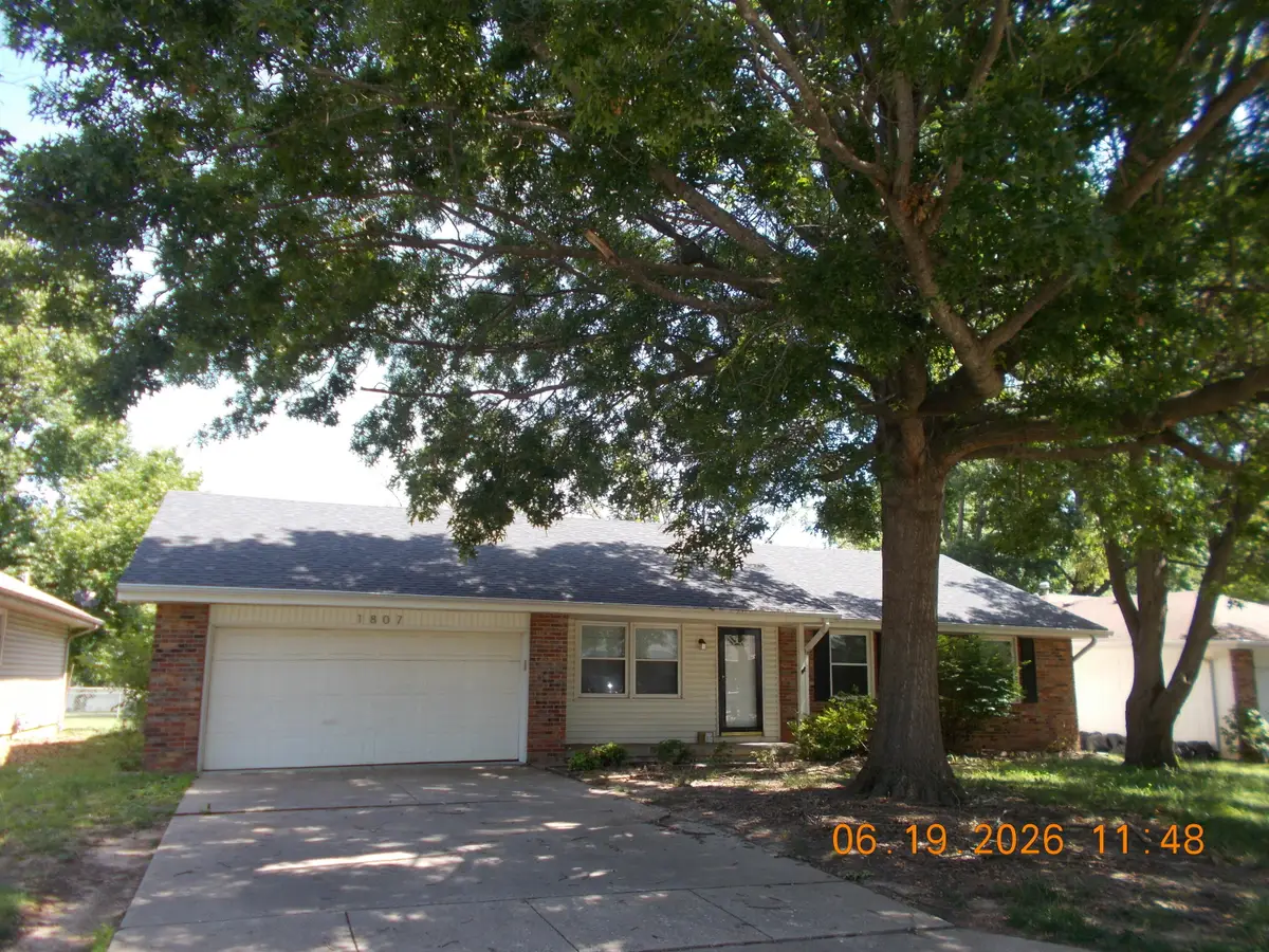 1807 W Swan Street, Springfield, MO 65807 - #1