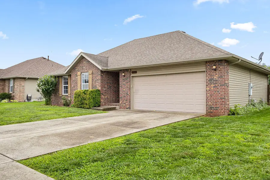 4101 N Thistle Drive, Ozark, MO 65721 - #3