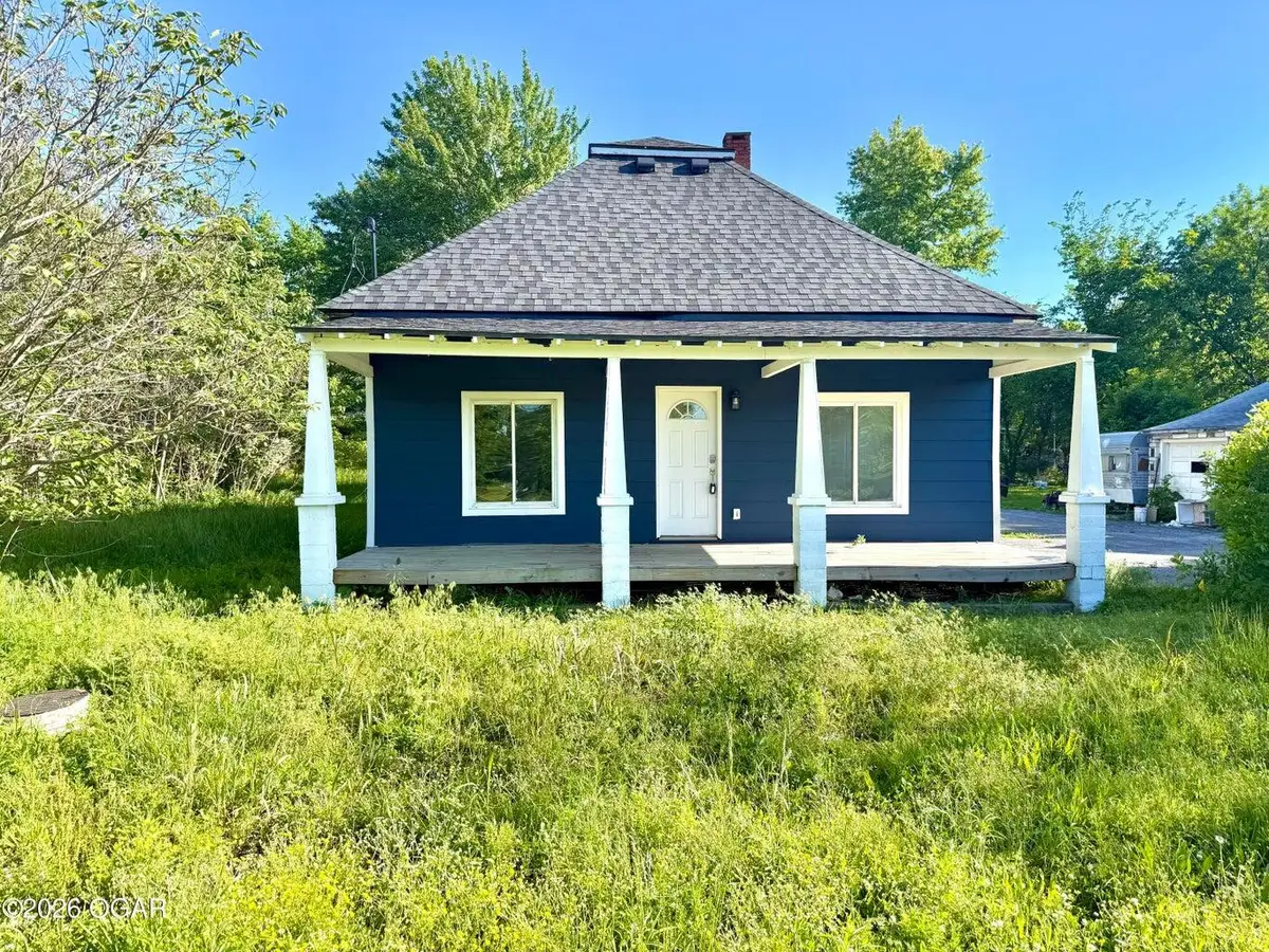 301 W High Street, Alba, MO 64830 - #1