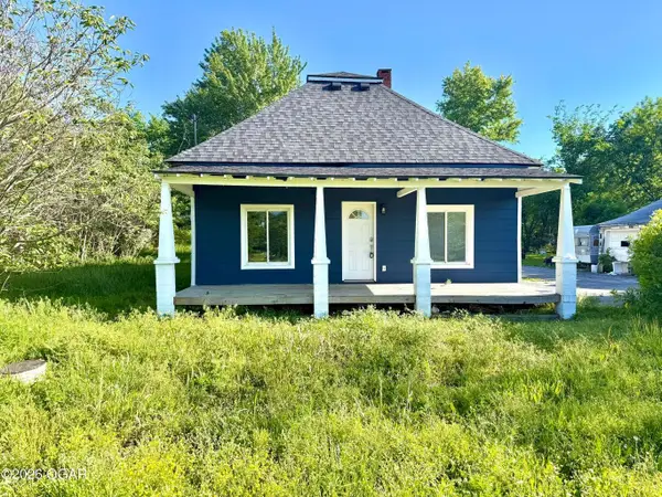 301 W High Street, Alba, MO 64830