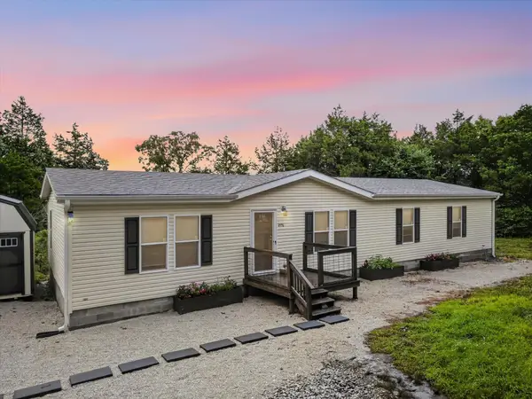 4776 S 172nd Road, Bolivar, MO 65613