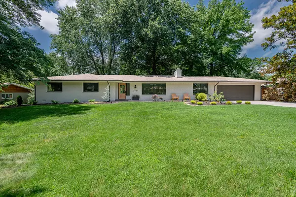 2161 S Catalina Avenue, Springfield, MO 65804