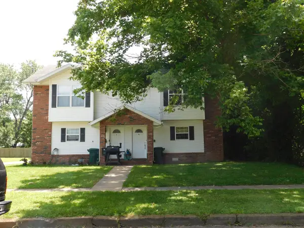 409 W Dunn, Monett, MO 65708