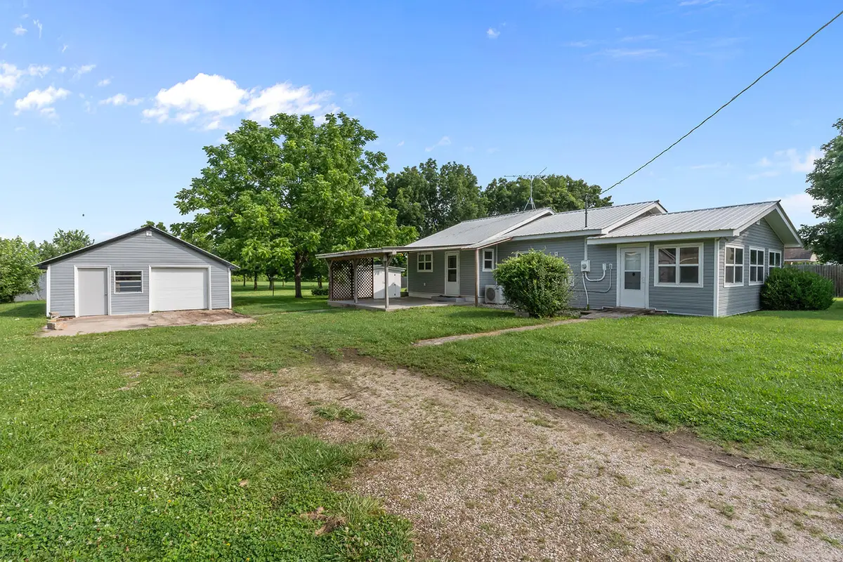 24666 Lawrence 2176, Marionville, MO 65705 - #1