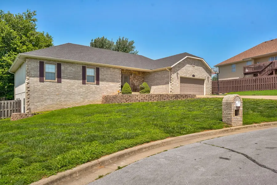 3713 N Croswell Avenue, Springfield, MO 65803 - #3