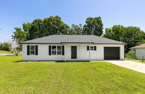 680 N Holt Avenue, Bolivar, MO 65613