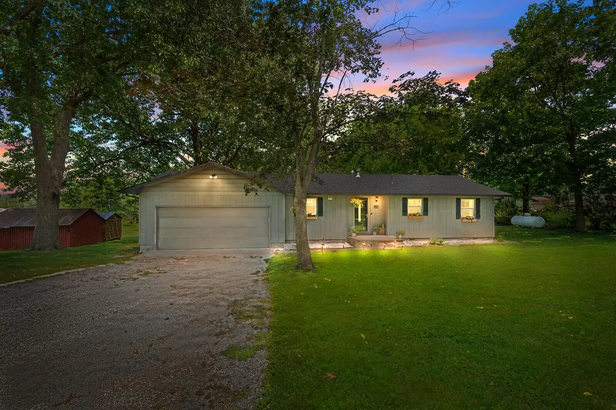 1438 N Woodview Road, Nixa, MO 65714 - #1