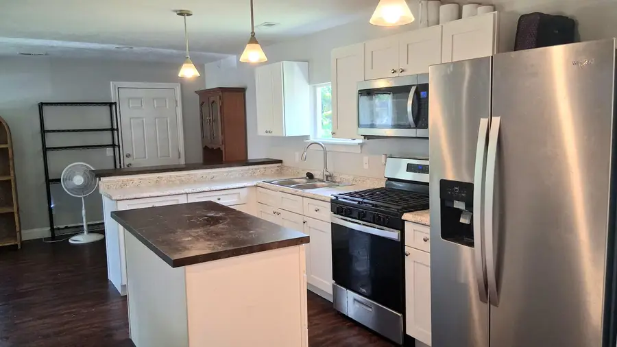 129 W Cline Street, Aurora, MO 65605 - #3