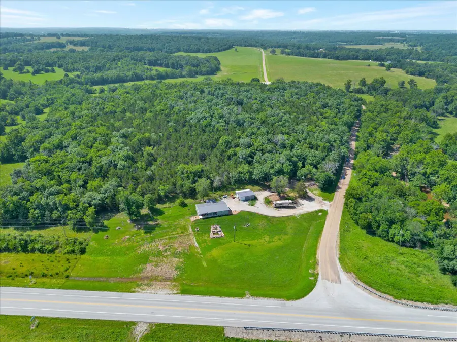 13000 Us Highway 54, Weaubleau, MO 65774 - #3