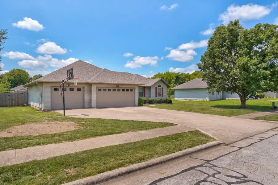 121 Deer Run, Willard, MO 65781 - #2