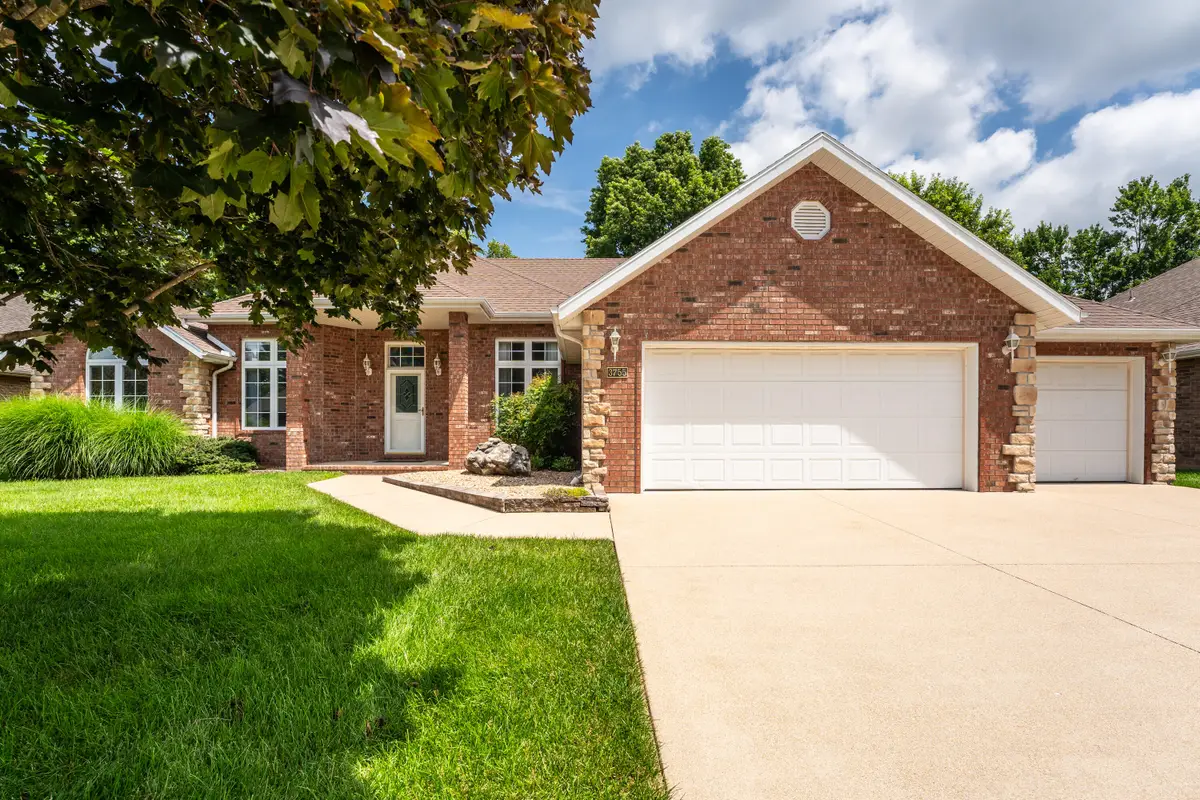 3755 W Eaglecrest Street, Battlefield, MO 65619 - #1