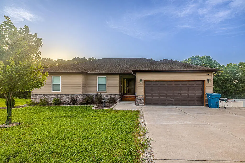 467 Emory Creek Boulevard, Branson, MO 65616 - #1
