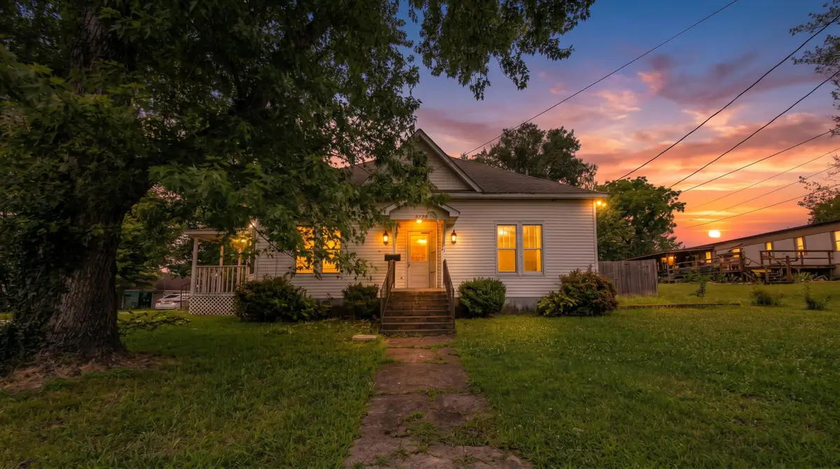 222 S 6th Street, Thayer, MO 65791 - #1