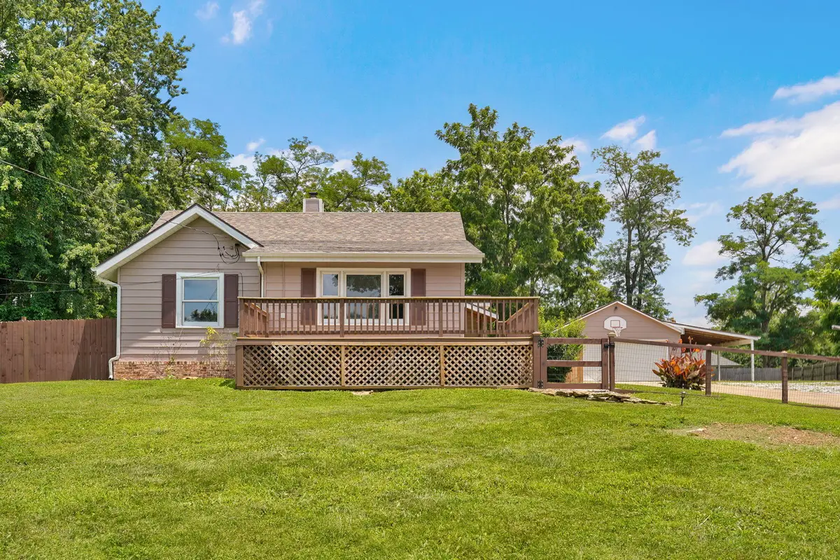 6028 S Roanoke Avenue, Springfield, MO 65810 - #1