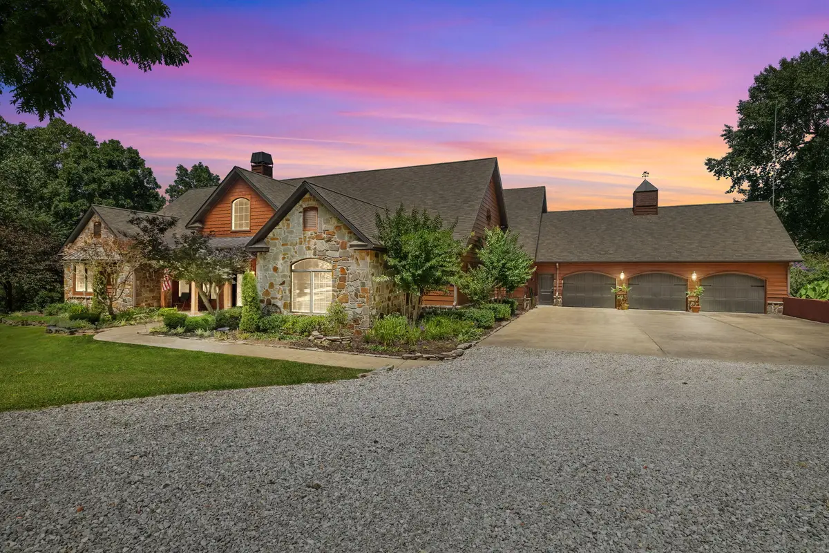 315 Buckskin, Pineville, MO 64856 - #1